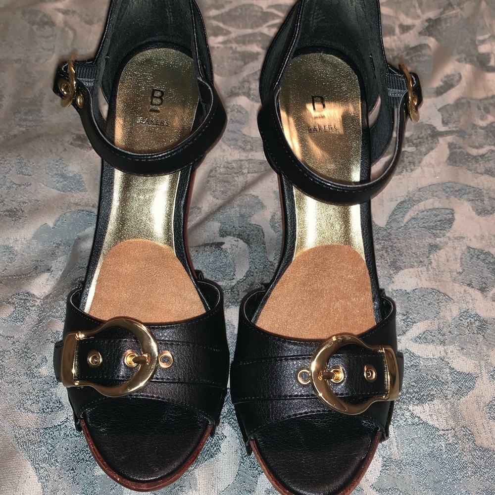 Like New! Bakers Pumps